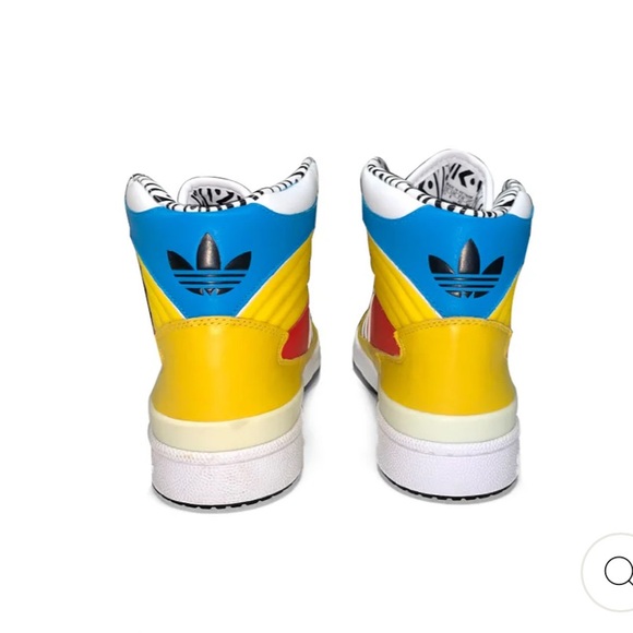 Adidas x JEREMY SCOTT AFRICA Shoes
“VERY RARE” - Picture 2 of 5
